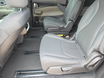 2027 Kia Carnival LX