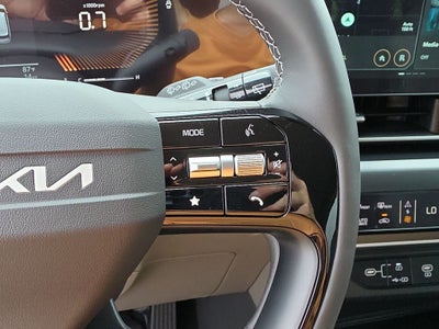 2027 Kia Carnival LX