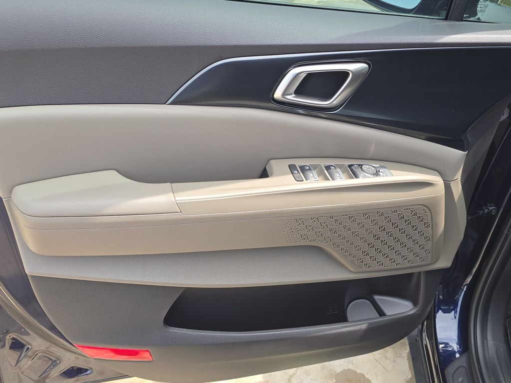 2027 Kia Carnival LXS