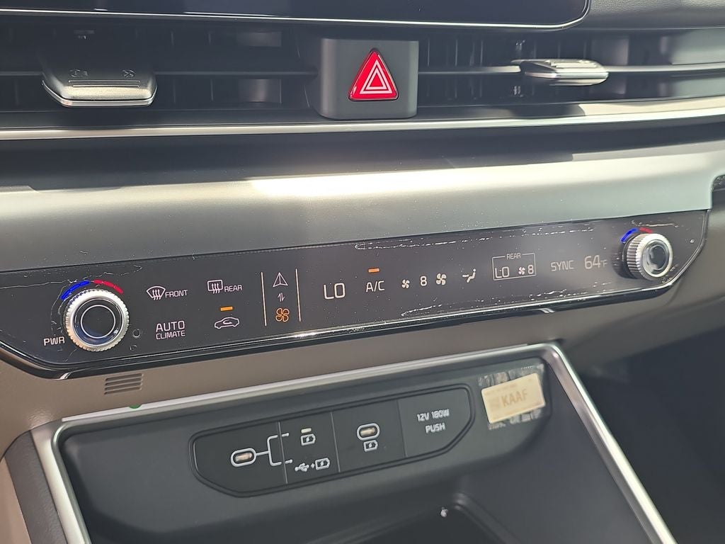 2027 Kia Carnival LXS