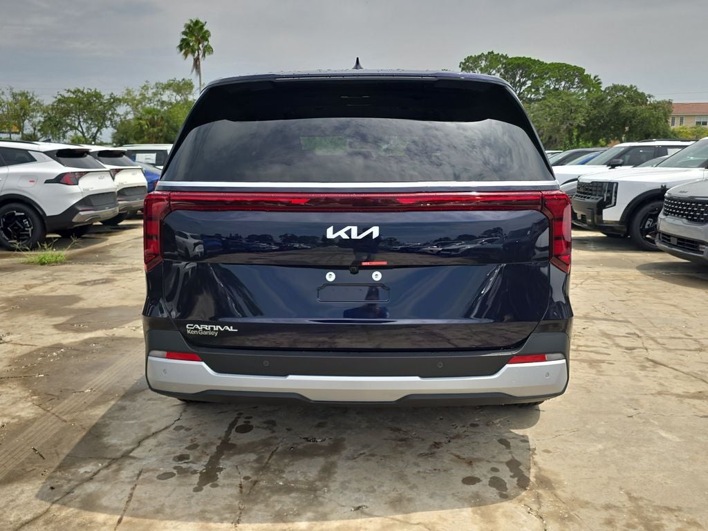 2027 Kia Carnival LXS