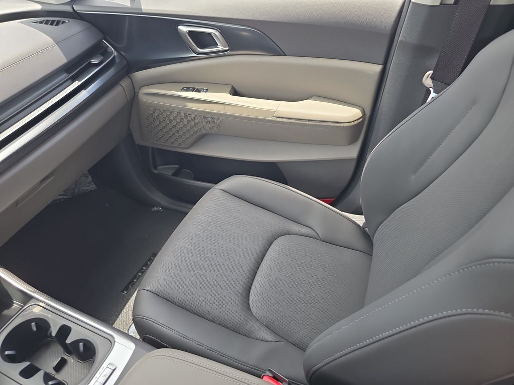 2027 Kia Carnival LXS