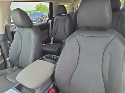 2027 Kia Carnival LXS