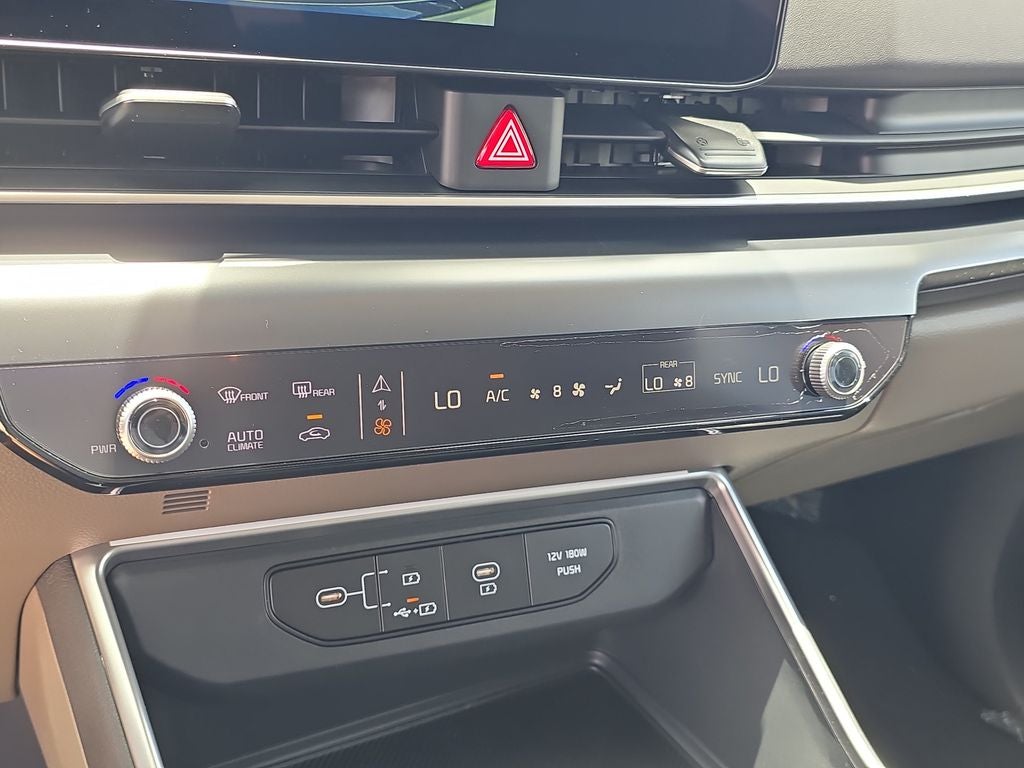 2027 Kia Carnival LXS