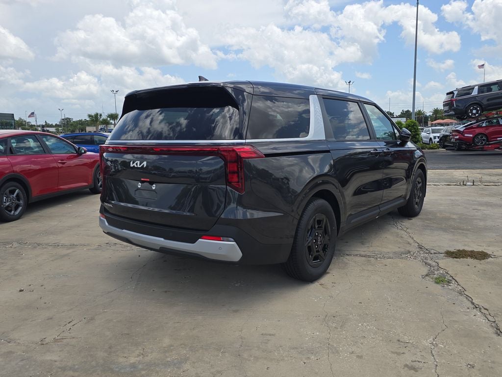 2027 Kia Carnival LXS