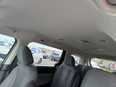 2027 Kia Carnival LX