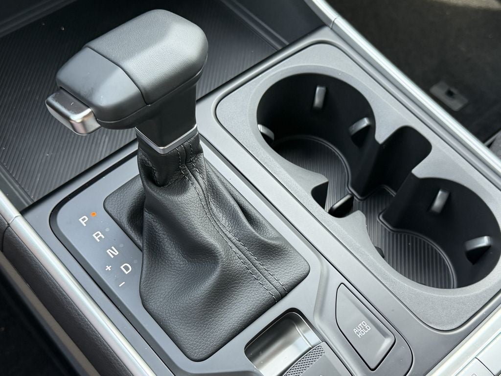 2027 Kia Carnival LX