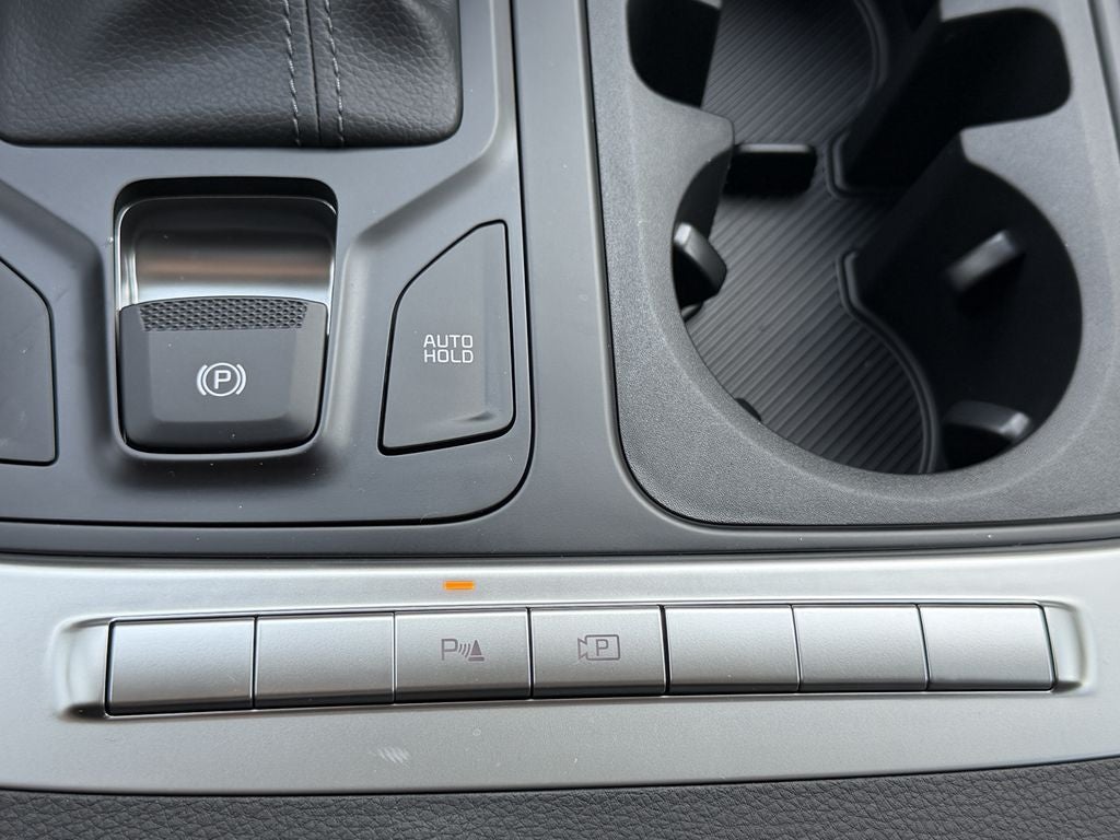 2027 Kia Carnival LX