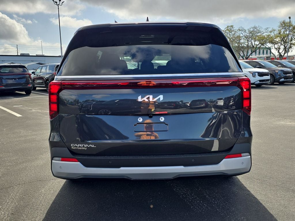 2026 Kia Carnival LXS