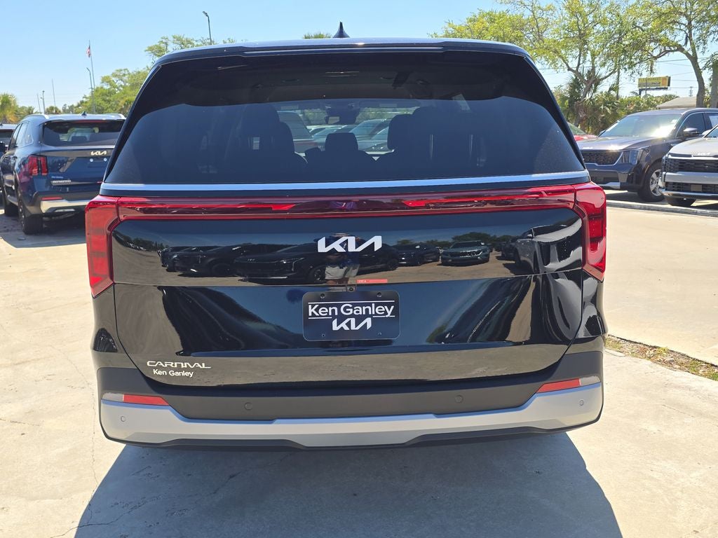 2026 Kia Carnival LXS