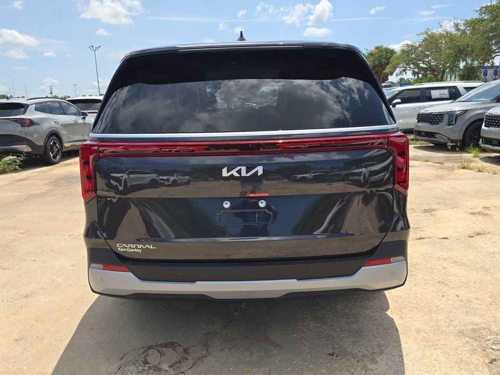 2027 Kia Carnival LXS