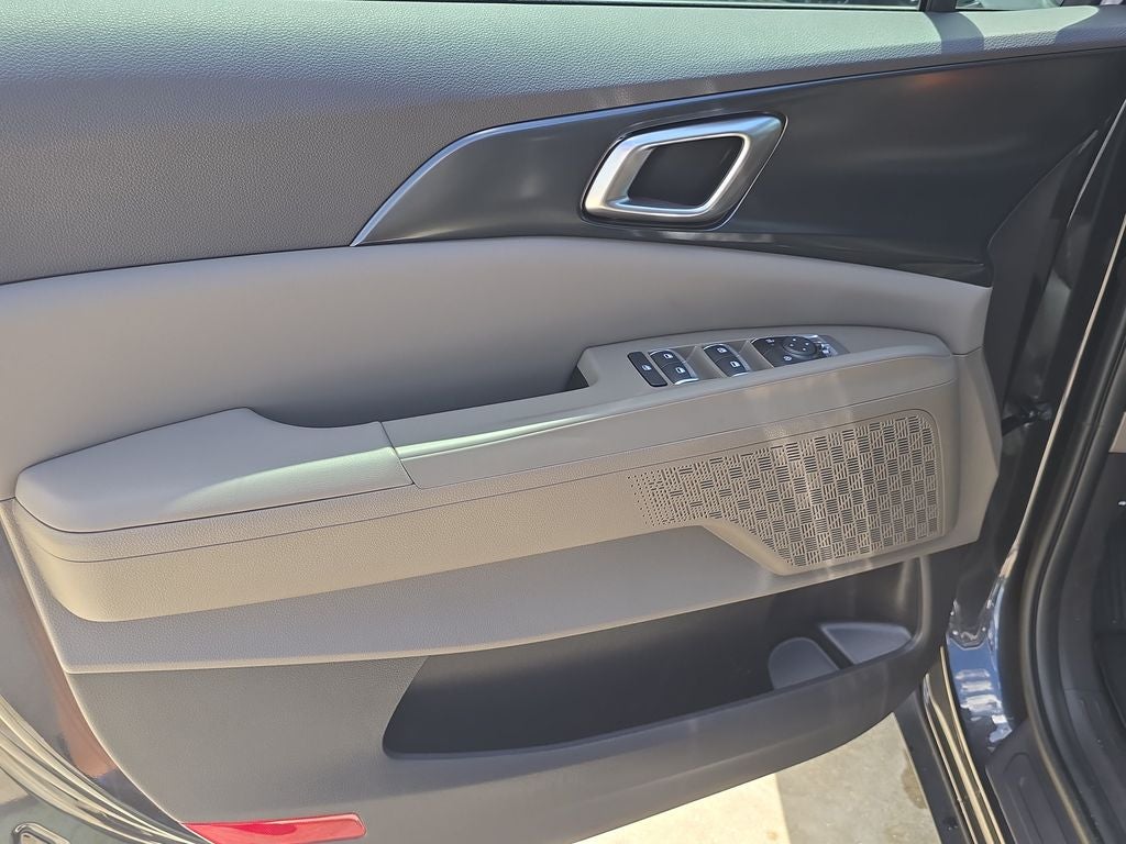 2027 Kia Carnival LXS