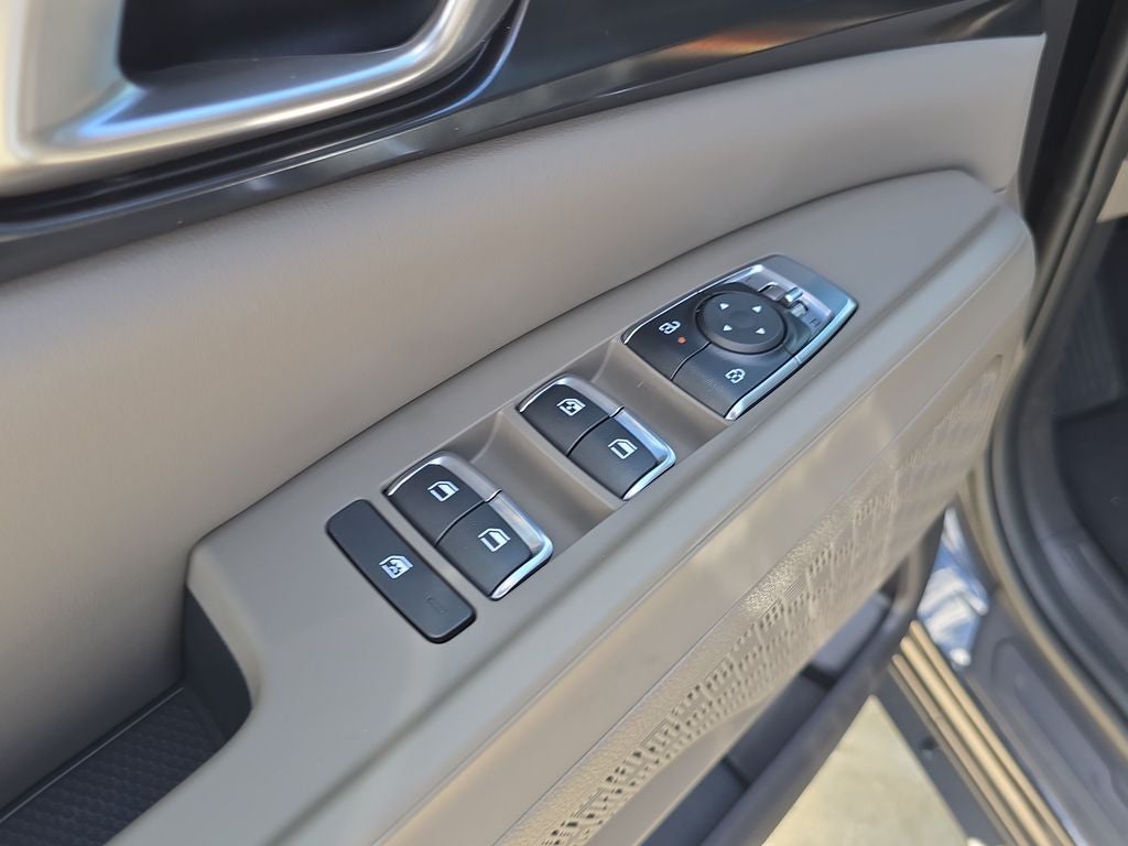2027 Kia Carnival LXS