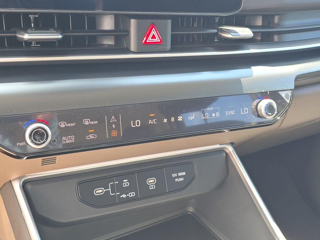 2027 Kia Carnival LXS