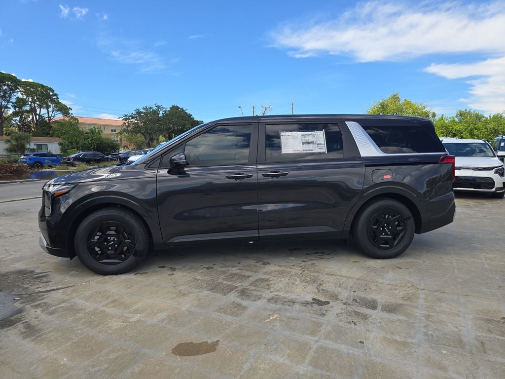 2027 Kia Carnival LXS