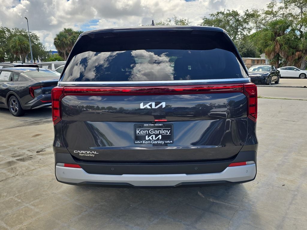 2027 Kia Carnival LXS