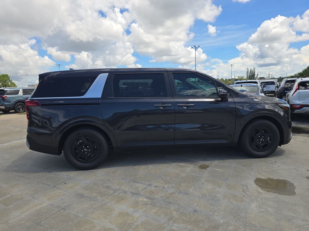 2027 Kia Carnival LXS