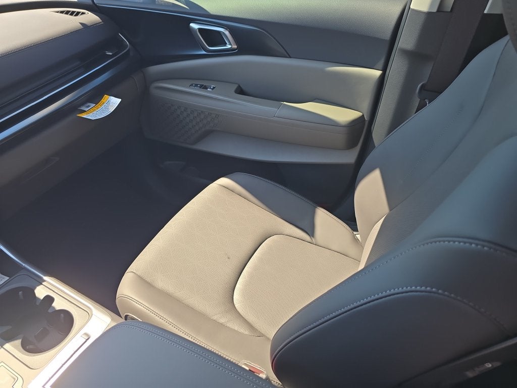 2027 Kia Carnival LXS