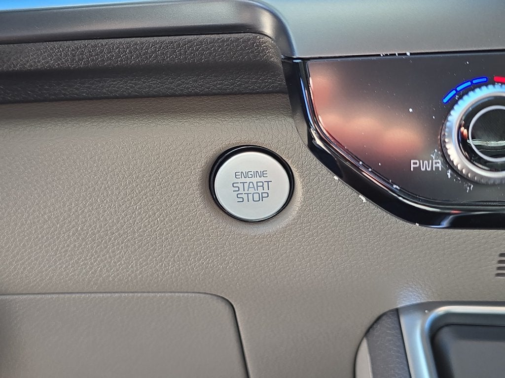 2027 Kia Carnival LXS