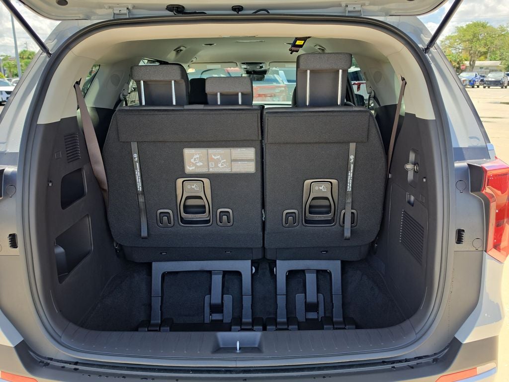 2027 Kia Carnival LX