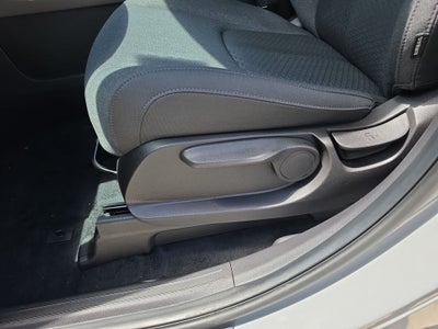 2027 Kia Carnival LX