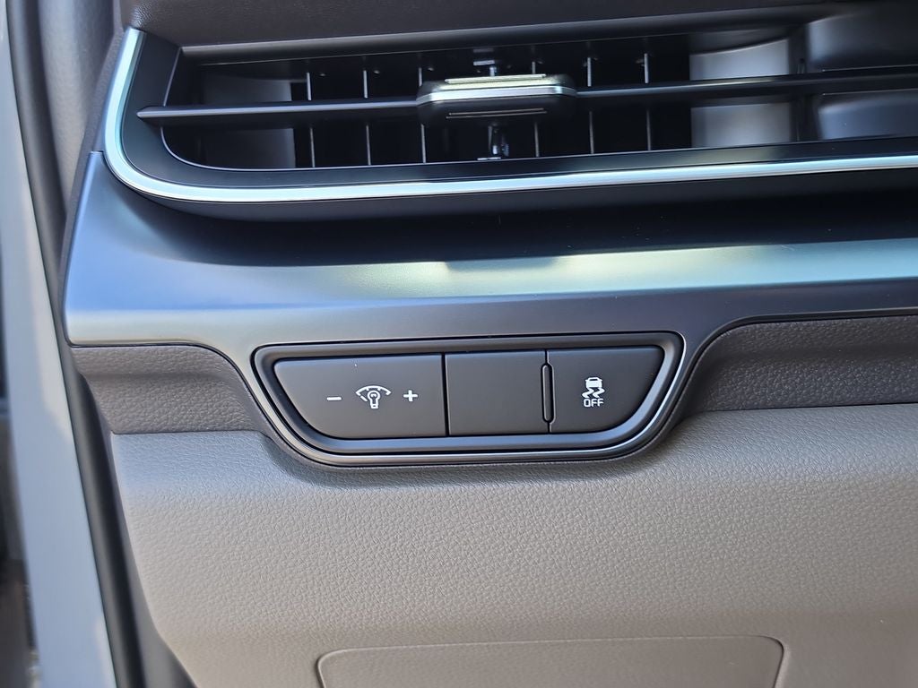 2027 Kia Carnival LX