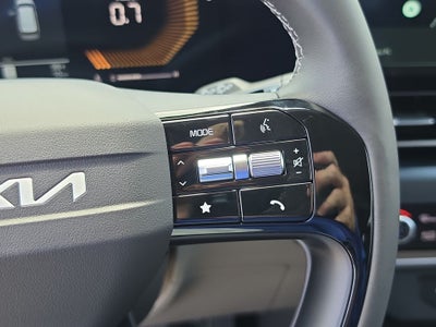 2027 Kia Carnival LX
