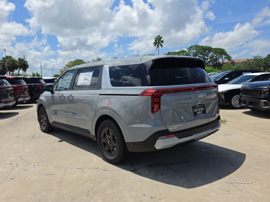 2027 Kia Carnival LX