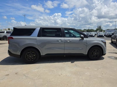 2027 Kia Carnival LX
