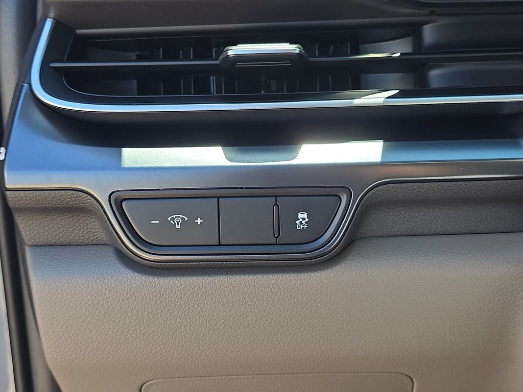2027 Kia Carnival LX