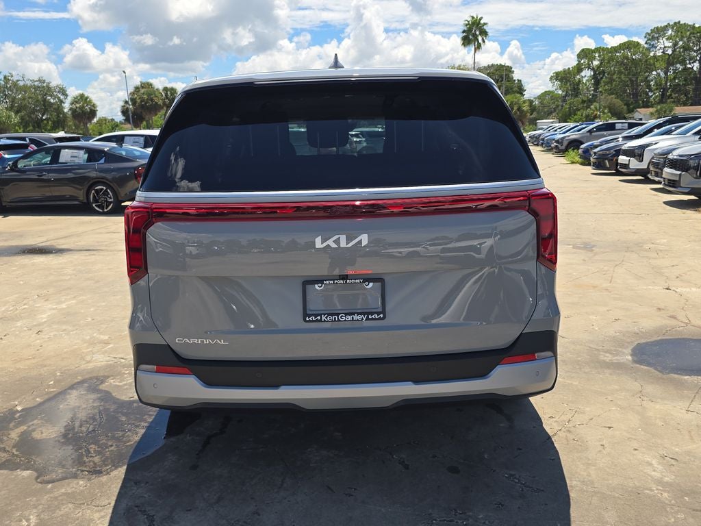 2027 Kia Carnival LX
