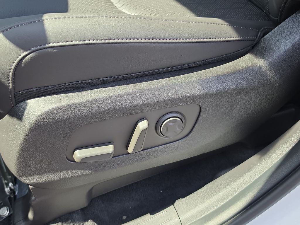 2027 Kia Carnival LXS