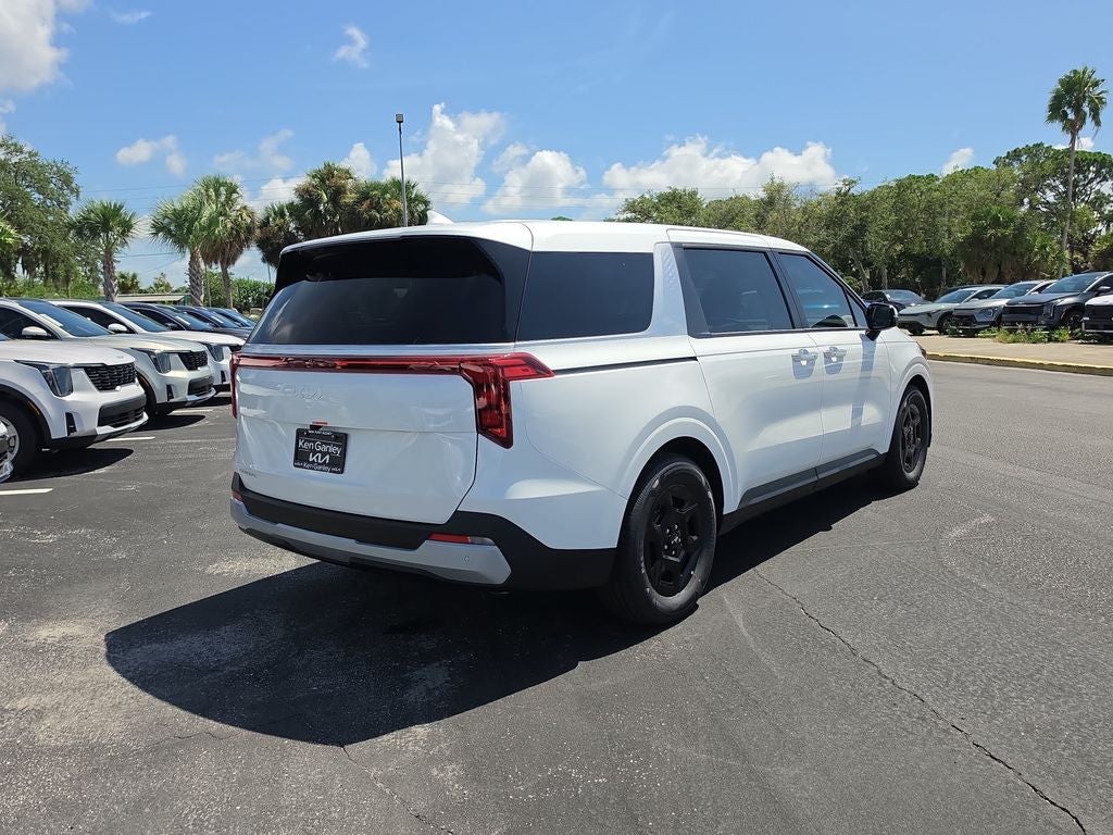 2027 Kia Carnival LXS