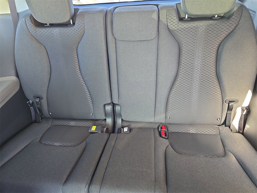 2026 Kia Carnival LX