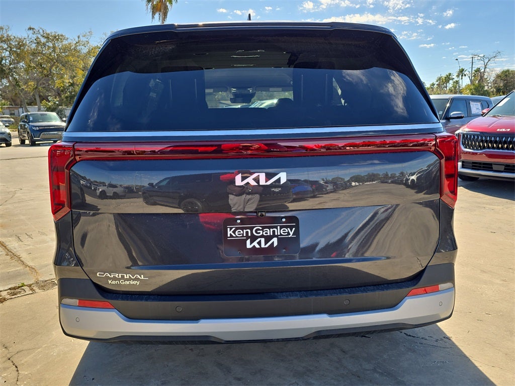 2026 Kia Carnival LX