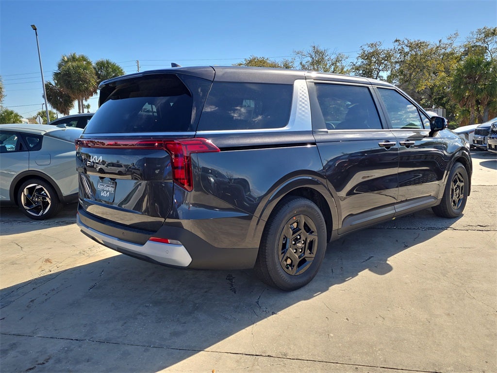 2026 Kia Carnival LX