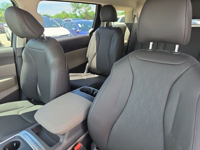 2027 Kia Carnival LXS