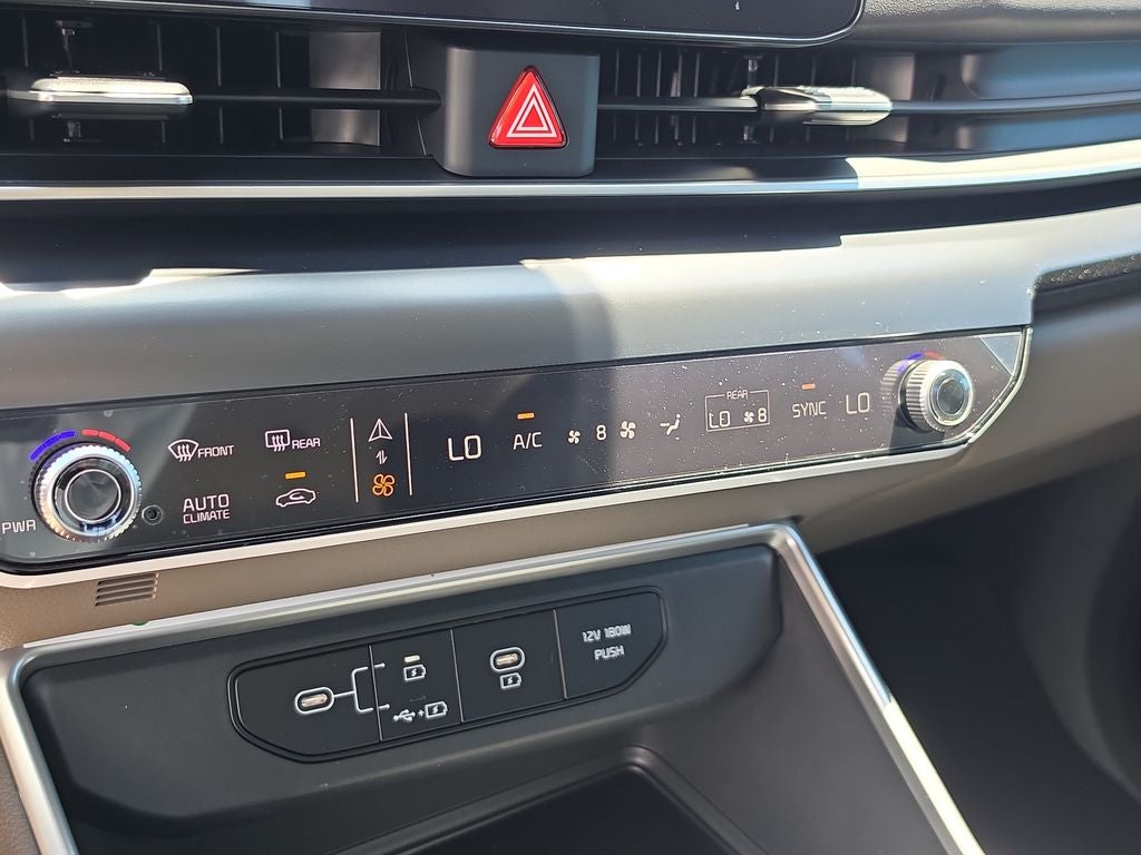 2027 Kia Carnival LXS