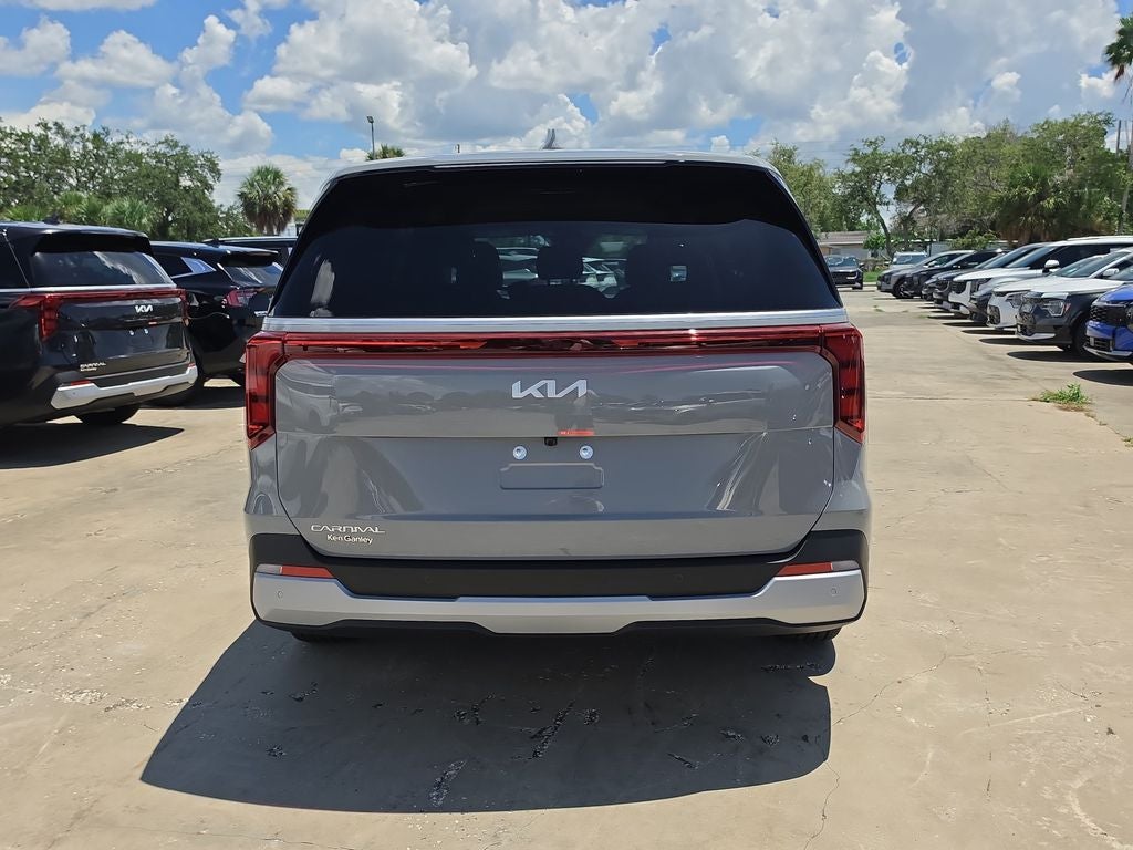 2027 Kia Carnival LXS
