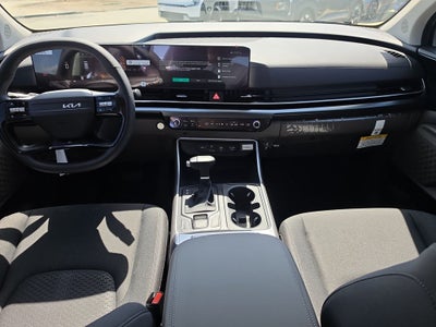 2027 Kia Carnival LX