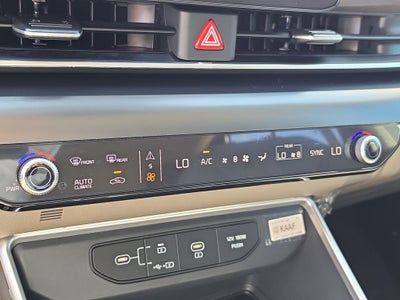 2027 Kia Carnival LX