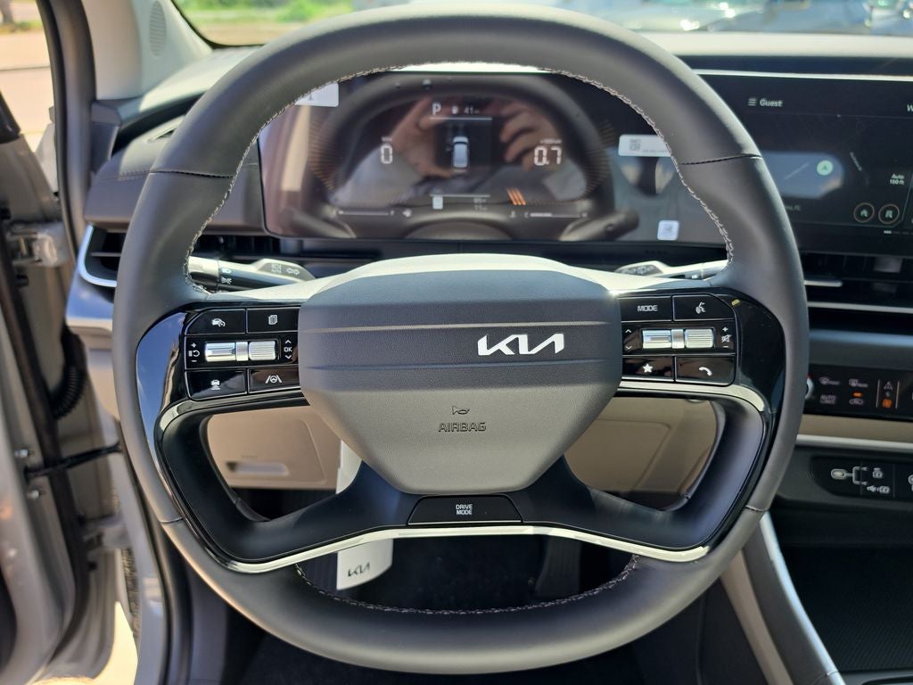 2027 Kia Carnival LX