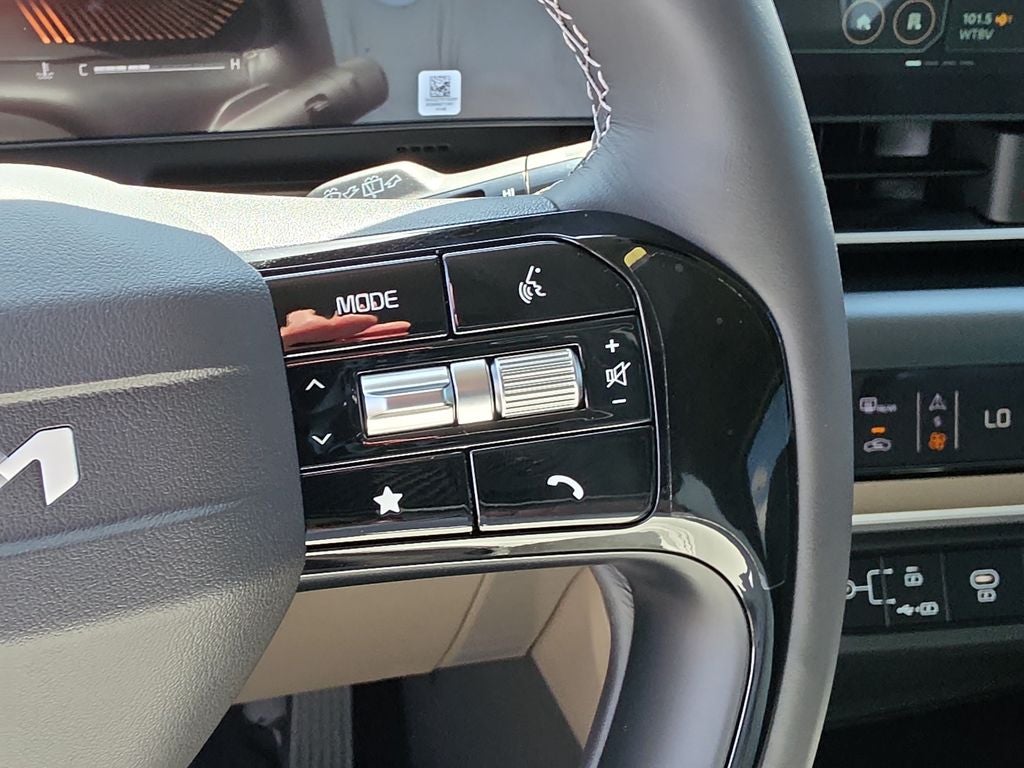 2027 Kia Carnival LX
