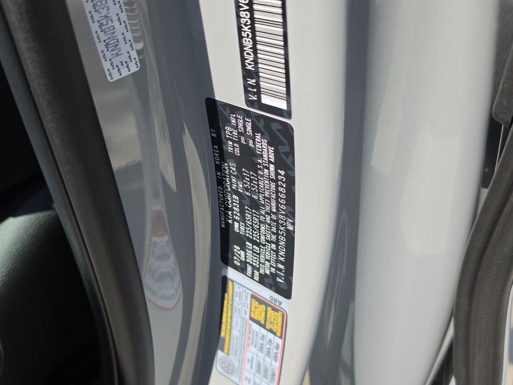 2027 Kia Carnival LX