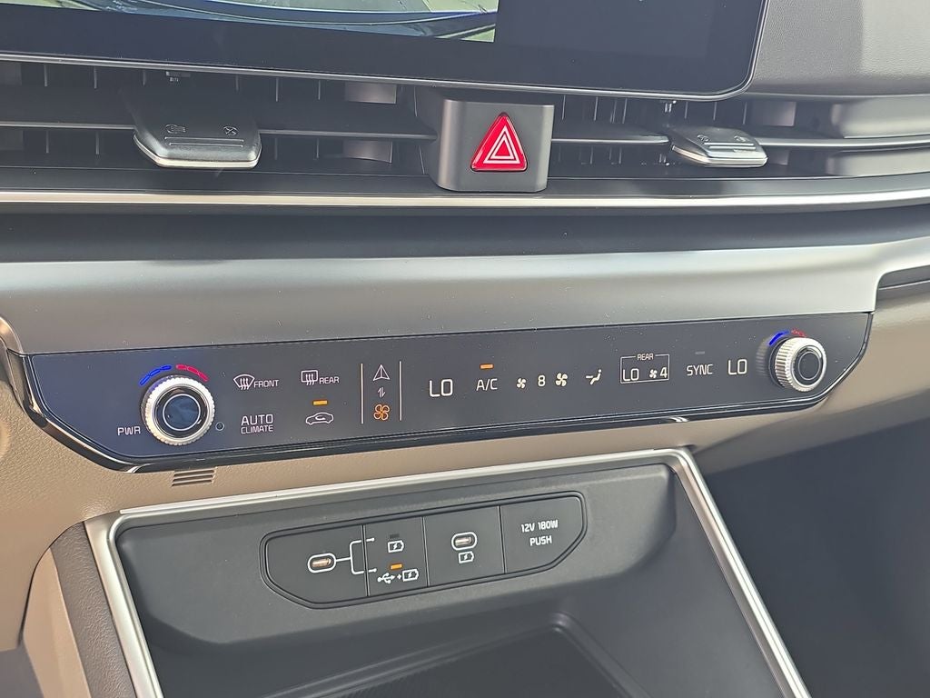 2026 Kia Carnival LXS