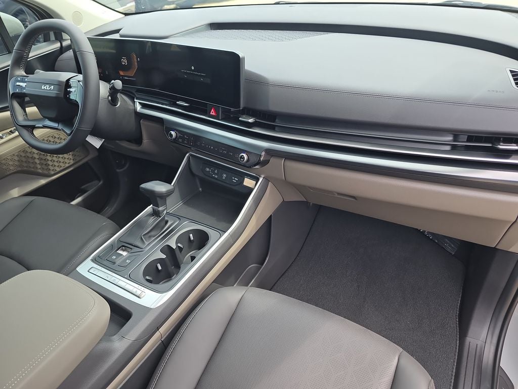 2027 Kia Carnival LXS