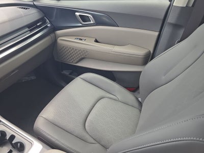 2027 Kia Carnival LXS