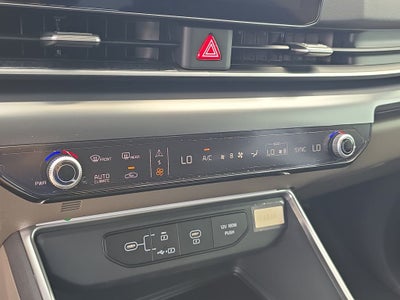 2027 Kia Carnival LXS
