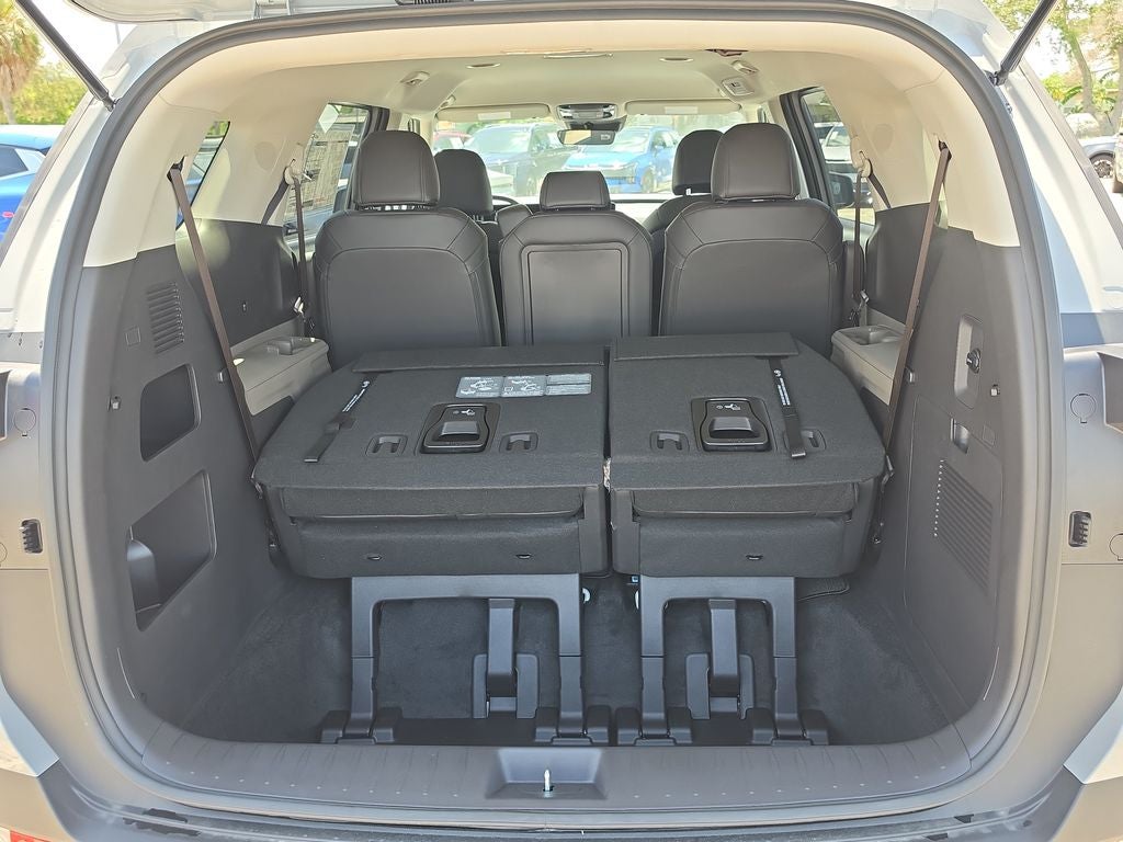 2027 Kia Carnival LXS
