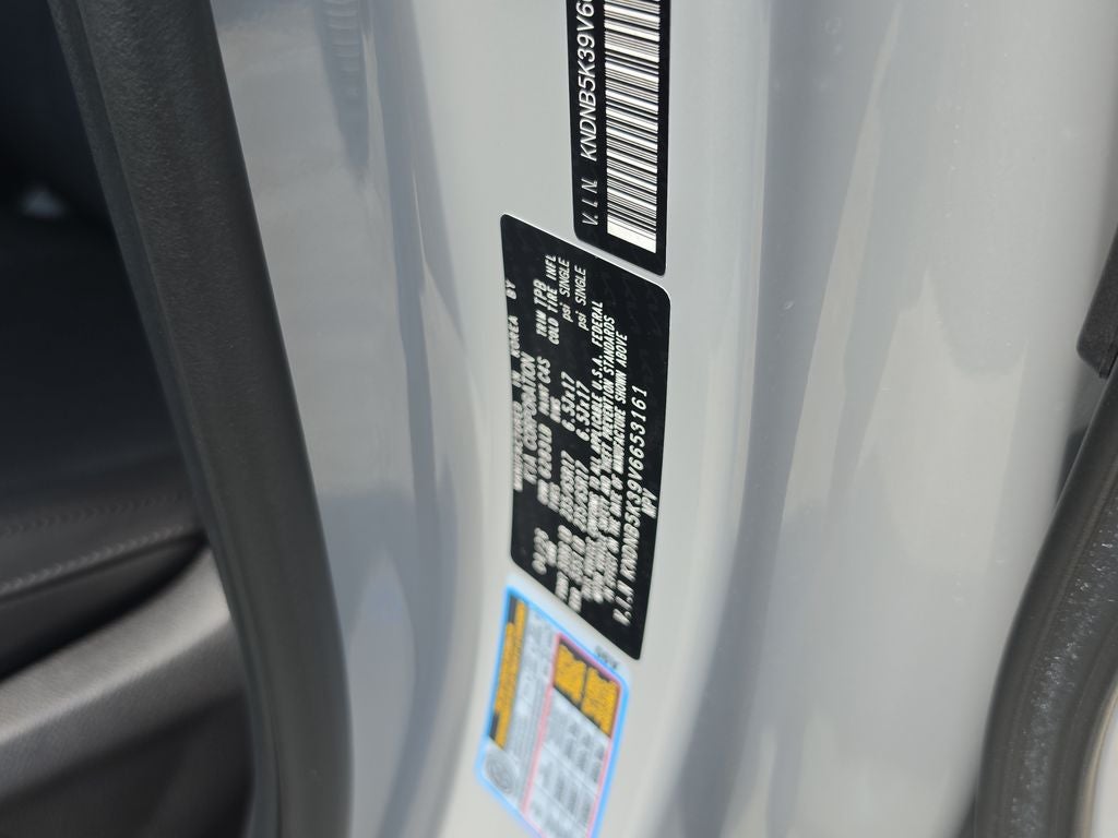 2027 Kia Carnival LXS